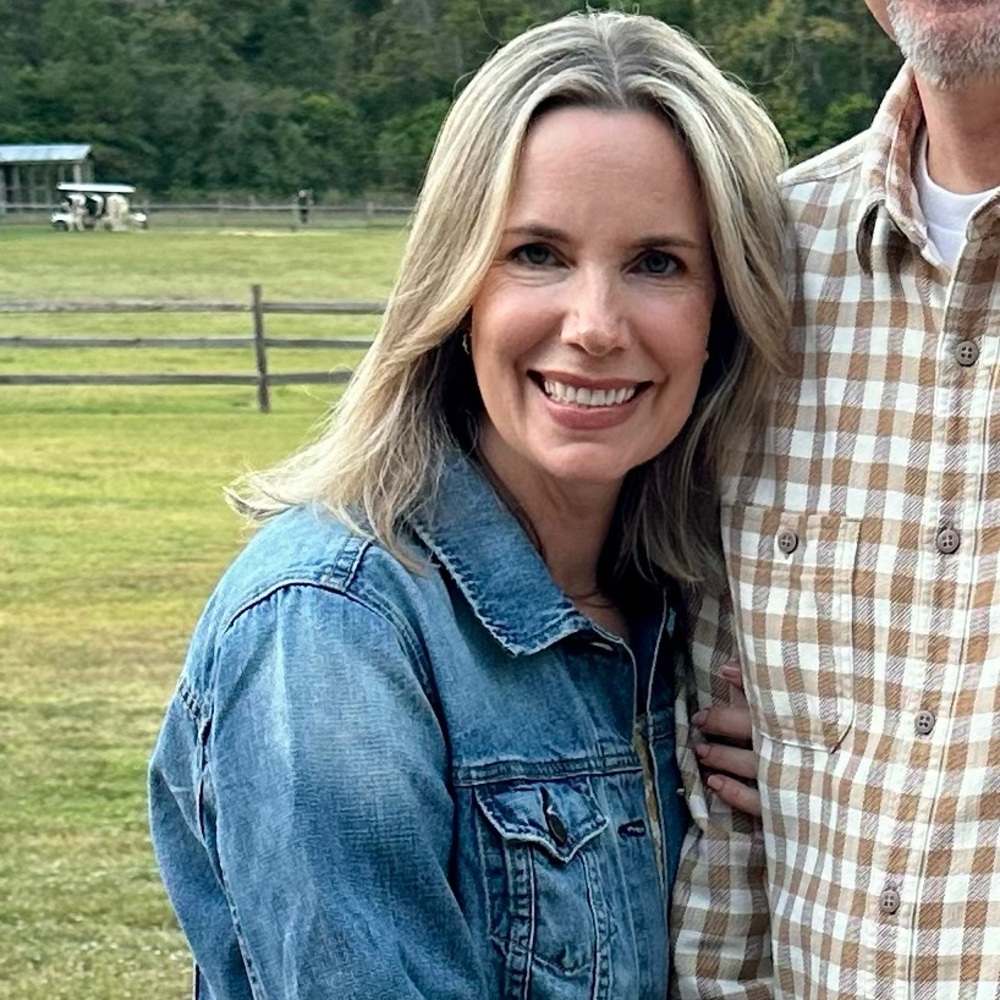 Meet your Posher, Leeann